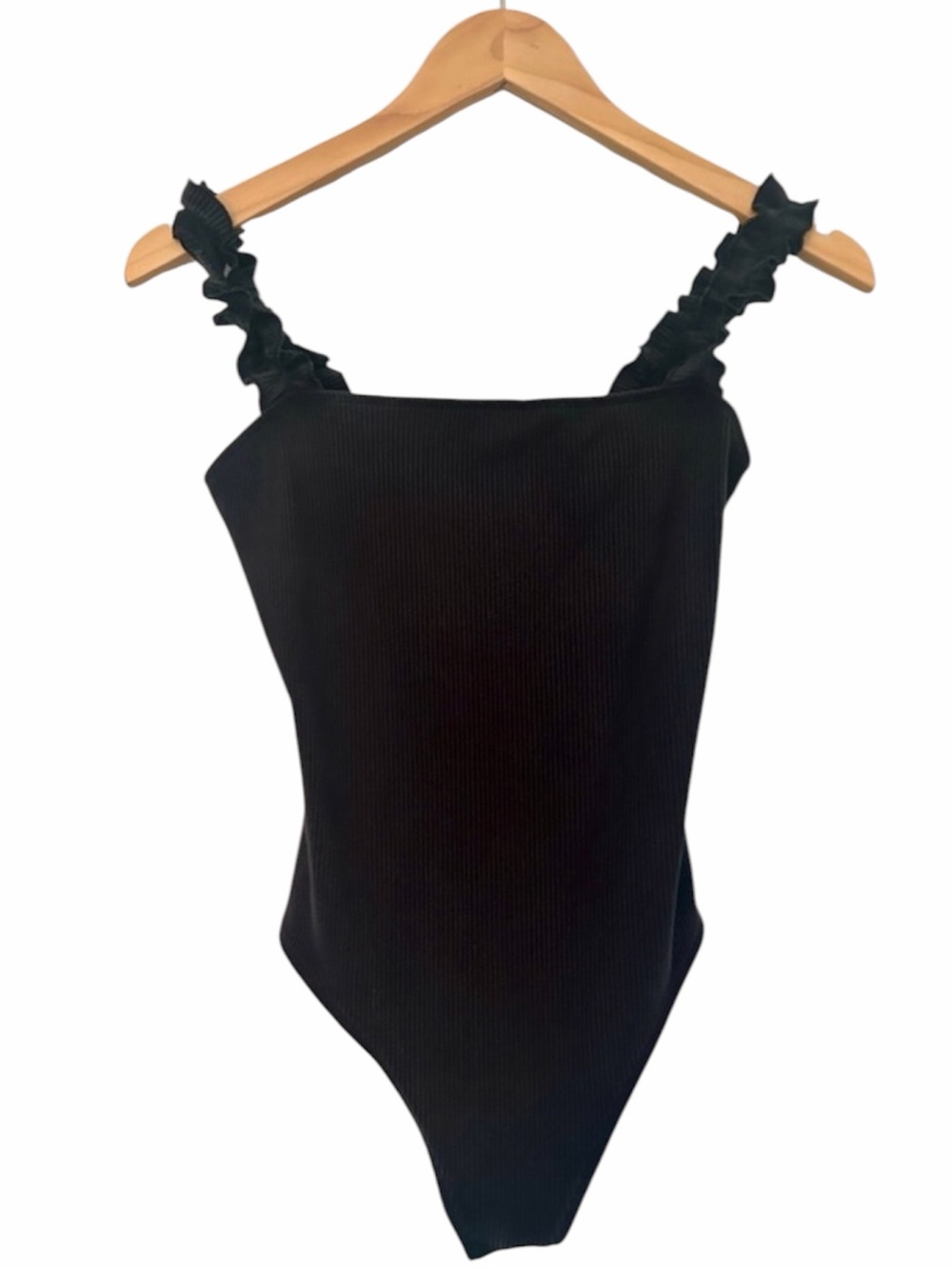 Aritzia Sunday Best Firecracker Ribbed Ruffle Strap Bodysuit Black Medium